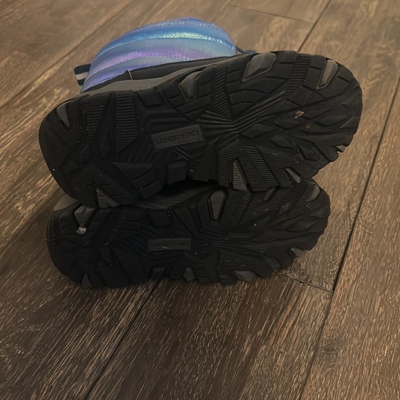 3 for $15 - Bundle 3 items and save - Lands End snow boots size 11 - Picture 3 of 5